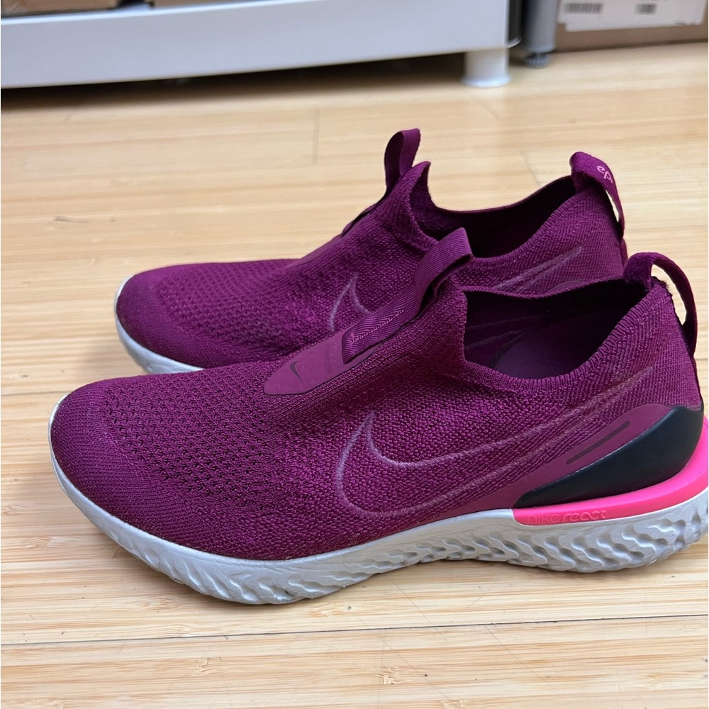 Nike Epic React Phantom Flyknit Shoes